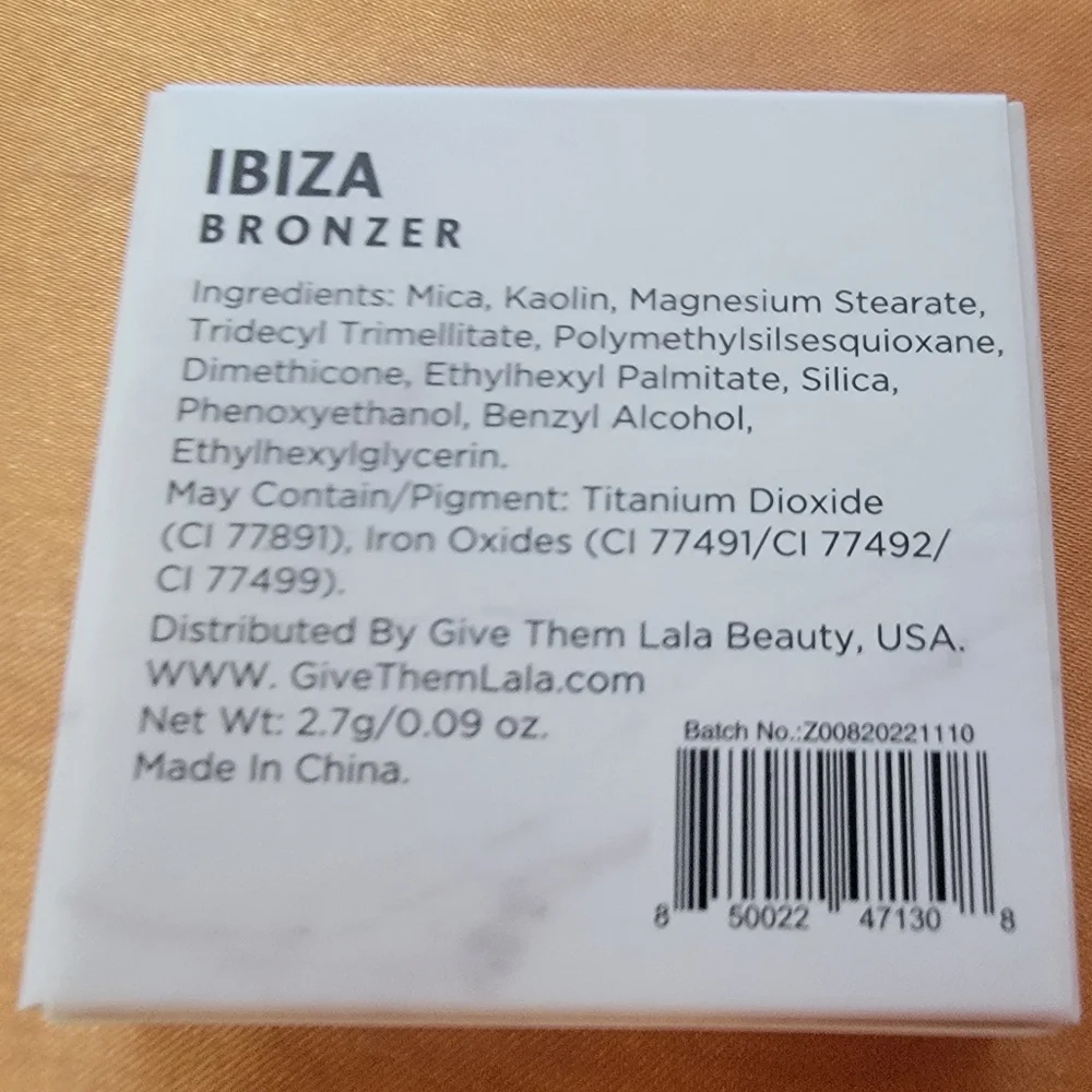 NIB Give Them Lala Bronze Powder IBIZA